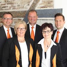 Nutzen sie unsere beratungsqualität in den filialen vor ort oder. Das Immobilienburo Der Vr Bank Stellt Sich Vor Immobilientage