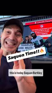 🏆 Eagles Star Saquon Barkley Given The Maxwell Football Club Bert Bell  Award at His House Via The Maxwell Football Club