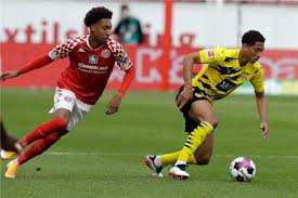 Here you can easy to compare statistics for both teams. Hegplcpyxlrtlm