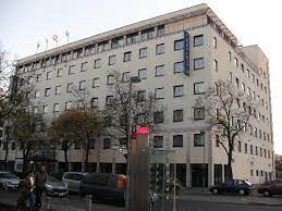A city tax/mandatory bed tax/city tourism tax will be charged during the stay. Holiday Inn Stresemannstrasse Picture Of Holiday Inn Express Berlin City Centre Berlin Tripadvisor