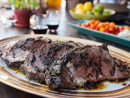 Expressversand für steaks, classics, saucen und gewürze bei uns im onlineshop einkaufen! Bone In Ribeye Roast Recipe Food Network