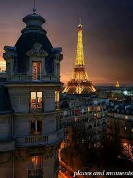 Tour Eiffel At Night Paris Paris Tour Eiffel Paris Tours Paris Travel