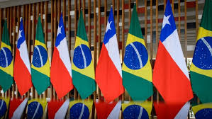 La canarinha marcó el primer gol por intermedio de paquetá, quien recién ingresado en la cancha aprovechó un balón de casemiro y tocó de primera. Comision De Relaciones Exteriores De La Camara Aprobo Acuerdo Comercial Entre Chile Y Brasil Datasur