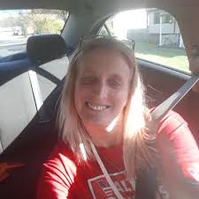 Kimberly (@Kimberl19271745)