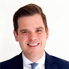 Adam Siegman's Instagram, Twitter & Facebook