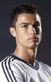 基斯坦奴·朗拿度·多斯桑托斯·阿維羅（葡萄牙語：cristiano ronaldo dos santos aveiro，goih, comm，oic，1985年2月5日－），简称c羅，生於葡萄牙大西洋中的馬德拉島豐沙爾，葡萄牙職業足球員，司職邊鋒、前鋒，目前效力於意甲球队祖雲達斯。 Cæœ—æ‹¿åº¦ çƒæ˜Ÿè¿½è¹¤ Now Sports