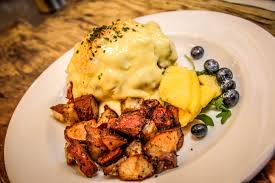 Eggs Benedict At The Farm Table Restaurant Bernardston Ma Farm To Table Rustic Fine Dining Farm Table Restaurant Restaurant Recipes Food