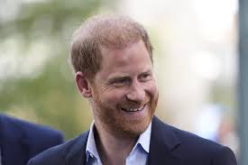 Harry arrives ahead of expected reunion with King after 19 months apart