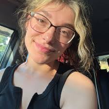 How do y'all get over your kids not having a "family" in order to leave the  toxic relationship?? I can't for the life of me leave my kids father bc I'm  so