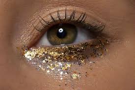 use glitter makeup and not look crazy
