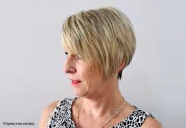With a long layered cut you have one of the easiest wash and wear choices. 15 Easiest Wash And Wear Haircuts For Over 50 2021 Trends