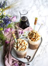 Frappe Aus Frisch Gebruhtem Espresso Mit Kaffeesirup Kaffee Sirup Kaffeesirup Frappe