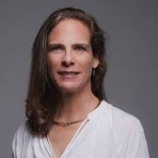 Susan Lea's Instagram, Twitter & Facebook