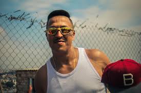 Veja as letras de mano brown e ouça a vida e um desafio, dance, dance, dance, dezembro é festa e muito mais músicas! Mano Brown Um Sobrevivente Do Inferno Le Monde Diplomatique Brasil