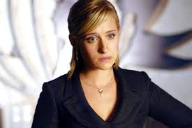 Mack was born in germany but moved with her family to long beach, california, when she was 2. Allison Mack Tried To Recruit One Very Famous Actress Into Nxivm Vanity Fair