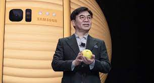 Aquellos con dispositivo samsung deberían probar este seguro. Samsung Presenta Un Nuevo Asistente Personal En Forma De Bola