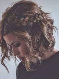 Einfache Flechtfrisuren Fur Kurze Haare Elle Flechtfrisuren Kurze Haare Geflochtene Frisuren Zopf Kurze Haare