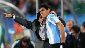 Quién es simon kjaer, el ex compañero de nicolás burdisso, gabriel heinze, javier pastore, gabriel mercado y éver banega que salvó a christian eriksen Nicolas Burdisso Ultimas Noticias De Nicolas Burdisso En Tyc Sports