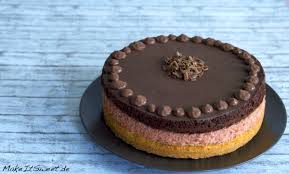 Wer guten kuchen backen will, braucht nicht etwa sieben sachen, sondern kommt auch mit etwa vier zutaten aus. Deutschland Torte Rezept Zur Wm Oder Em Makeitsweet De