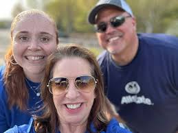 Beth Hanlon (@bethhanlonallstate) • Instagram photos and videos