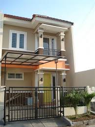 Kanopi dengan tiang yang tinggi. Kanopi Teras Rumah Lantai 2