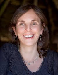 Liz Ford's Instagram, Twitter & Facebook