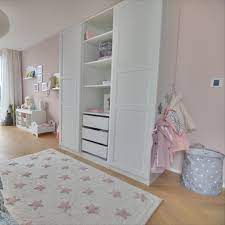 Mehr darüber in der diese pax. Ikea Pax Wardrobe Is The Perfect Fit For A Kids Bedroom Kinderzimmer Ideen Fur Kleine Zimmer Kinderschlafzimmer Kinder Schrank