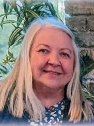 Susan Burt's Instagram, Twitter & Facebook