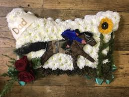 Bespoke Horse Racing Tribute By Sarahs Rose Garden Florists Funeral Flowers Funeral Tributes Burlap Wreath