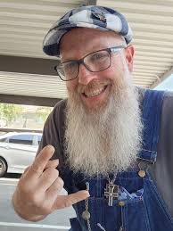 Hi I'm new here but I've been soaping for a few years now. Here are some of  my creations ❤️ HoneyChile HairLove