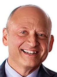 School honors four at alumni event