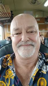 BIlder, kommentarer i bildtexter, från lördagens tripp till Pak Chong. Idag  blir det nästan samma väg tillbaka. Även den resan med tåg.