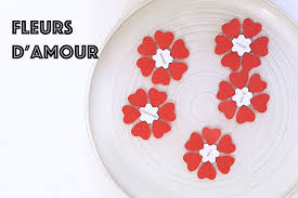 Fleurs En Papier Qui S Ouvrent Dans L Eau Fleurs En Papier Activite Manuelle Fleur Bricolage Printemps
