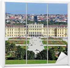 It comprises 2 bedrooms, a drawing room, a living room, a kitchenette, and 2 modern. Leinwandbild Schloss Schonbrunn In Wien Pixers Wir Leben Um Zu Verandern