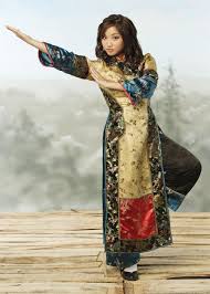 Wendy wu just wants to be homecoming queen when she starts to notice strange abilities and a guy who is following her around. Wendy Wu Homecoming Warrior Imagens