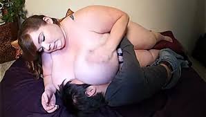 Kris said that she is a 'great girl' and that he has always wanted 'kids and marriage'. Thick Woman Lexxxi Luxe And The Little Guy Sowicerea Pornoeggs