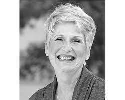 Sandra Pizzuti's Instagram, Twitter & Facebook