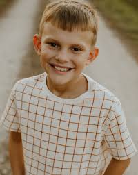 phoebe and alllllll her gorgeous boys!!! :') ❤ (duff pt 1)