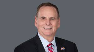 7,430 lawyers with active licenses to practice in Maricopa County as of  July