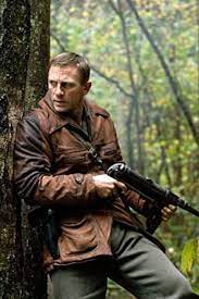 Maybe you would like to learn more about one of these? Unbeugsam Defiance Amazon De Daniel Craig Jamie Bell Liev Schreiber Alexa Davalos Allan Corduner Mark Feuerstein Tomas Arana Jodhi May Kate Fahy Iddo Goldberg Iben Hjejle Martin Hancock Ravil Isyanov Jacek Koman George Mackay