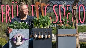 Holzbalken mit schale holzfüchse garten deko frühling. 3 Tolle Dekoideen Fur Den Kubel Hilfreiche Tipps Zur Perfekten Bepflanzung Im Fruhling Diy Youtube