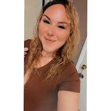 Jennifer Lopez and Leah Remini teach James the ins-and-outs of Brooklyn and  Bronx accents.