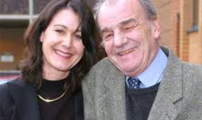 Floyd cooks up a bitter divorce