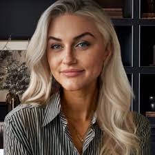 God is always watching us. He sees us doing the right thing, the wrong  thing, and nothing. Who are you when no one is watching? Do you do the  right thing because