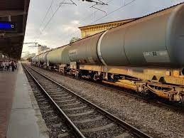 Federatia mecanicilor de locomotiva cfr marfa. Deservirea Trenurilor De MarfÄƒ De CÄƒtre Un Singur Mecanic Ar Reprezenta Un Atentat La SiguranÅ£Äƒ AvertizeazÄƒ FederaÅ£ia Mecanicilor De LocomotivÄƒ Hotnews Mobile