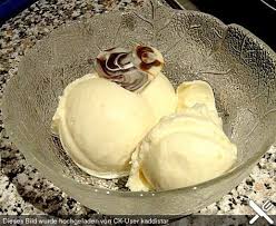 Lemon Condensed Milk Ice Cream Von Kaddistar Chefkoch Rezept Eis Selber Machen Rezept Kondensmilch Eis Milcheis