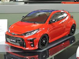 Techo de carbono forjado y paneles de aluminio, bajan su centro de gravedad y reducen el peso para mejorar la agilidad. Tamiya Tamiya Toyota Gr Yaris Unpainted 2wd Rc Car M 05 Chassis 1 10 Scale Acercmodels