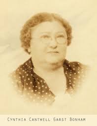 Mary Garst's Instagram, Twitter & Facebook