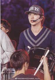 jの笑顔 kanaribroken human poses poses fangirl