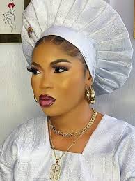 HOW TO TREAT YOUR WIFE: 👸 ○Don't shout at your wife when you are talking.  It really hurts her. (Proverbs 15:1) ○Do not speak evil of her to anyone.  Your wife will